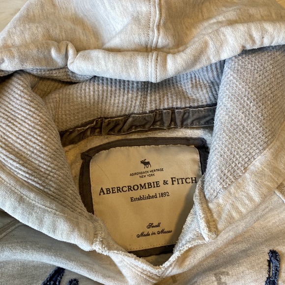 A b e r c r o m b i e & F i t c h • Vintage Y2K hoodie - Picture 3 of 6